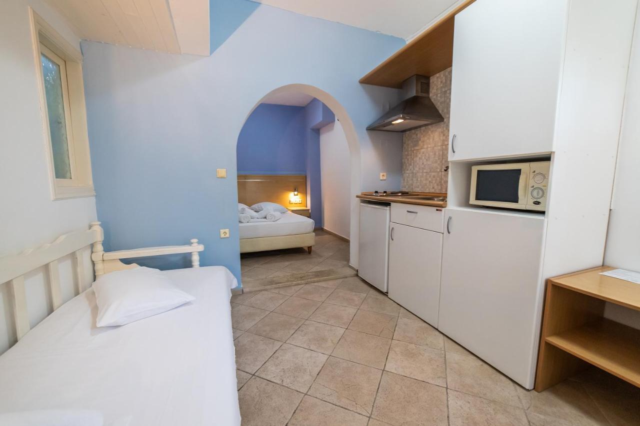 Elati Beach Aparthotel Nidrí Kültér fotó