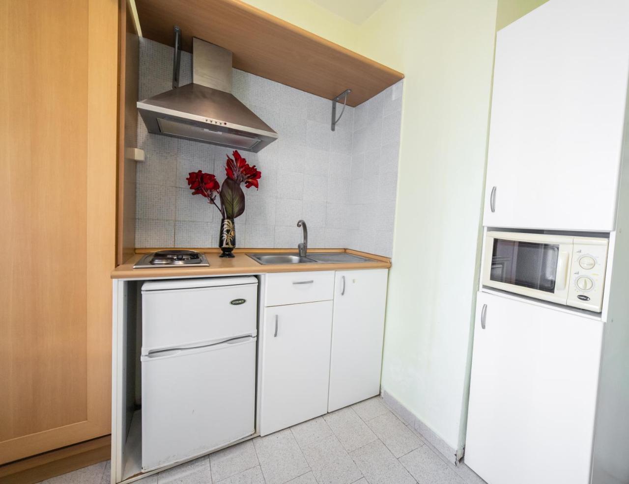 Elati Beach Aparthotel Nidrí Kültér fotó